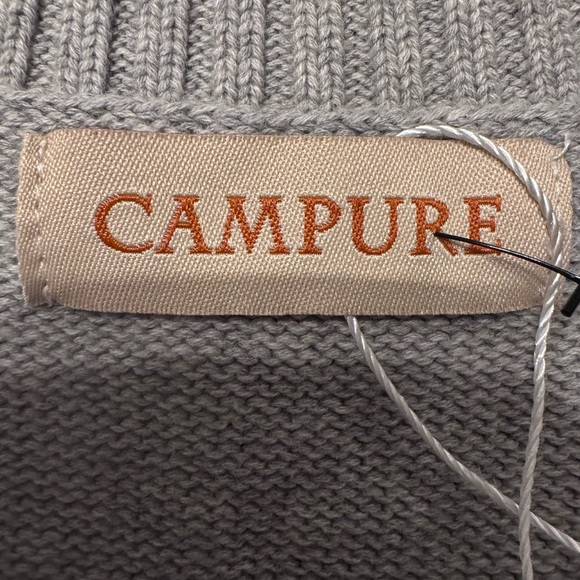 Elegant Women's Gray V-Neck Sweater Vest - Picture 3 of 5